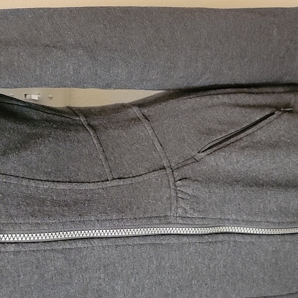 Athleta, Size XS Cherry Creek Gray Asymmetrical Zip Jacket, EUC - Picture 2 of 16